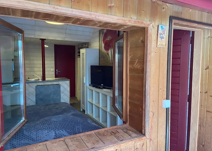 Homestay Independant Au Calme A *